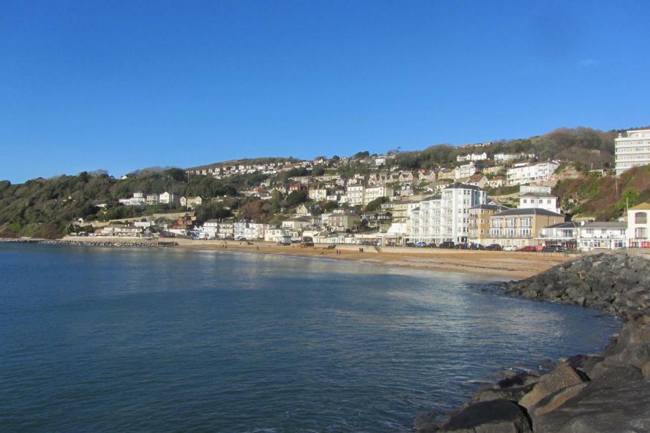 Southgrove View, Family Ventnor
