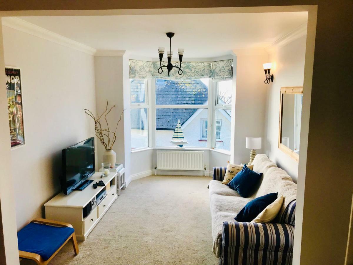 Southgrove View, Family Ventnor